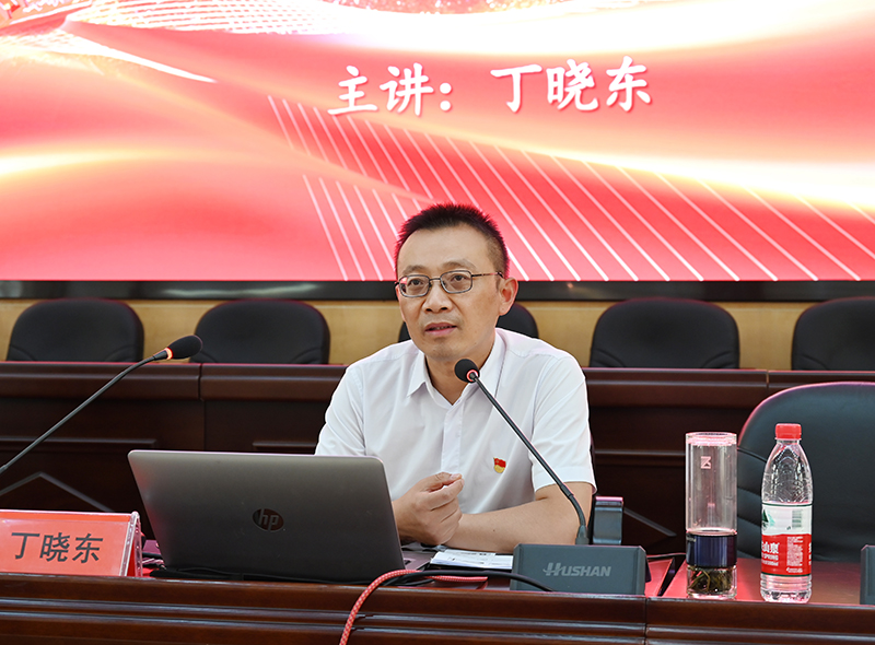 https://www.qjnu.edu.cn/upload/images/2021/9/616444931.jpg